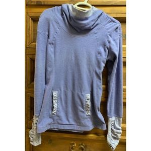 Lululemon apres run pullover